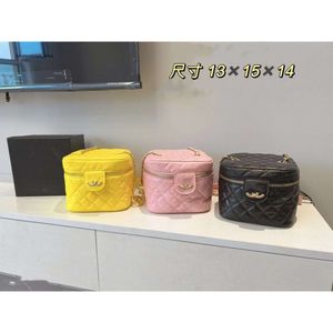 Tienda de fábrica tienda directa clásico Lingge Xiaoxiangfeng bolso de tarjeta para mujer moda cuero de oveja Busins titular Flip Credit Zero Wallet