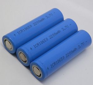 18650 Batterie 2200mAh des batteries de lithium rechargeables Factory en gros 100% de haute qualité
