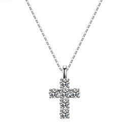 Fabriek Groothandel Fijne Sieraden Kruis Wit Vergulde D VVS1 Moissanite Diamanten Ketting 925 Zilveren Ketting Voor Vrouwen Hanger