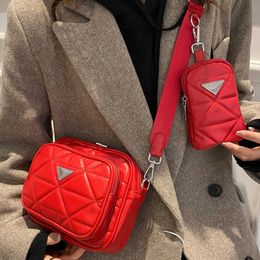 Bolso cruzado de ocio para mujer, mochila informal con un hombro, textura de solapa, billetera alta, venta al por mayor de fábrica, novedad de 2023