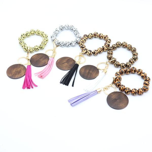 Porte-clés personnalisé en perles de bois, une variété de disques imprimés léopard, pendentif pompon, fabricants de bracelets, vente en gros, 2021
