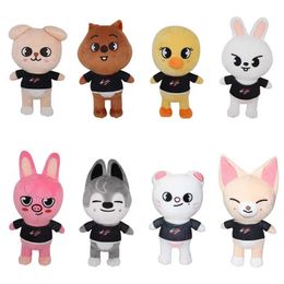 Factory Groothandel Prijs 8 Stijlen 20 cm Skzoo plush Toys LeeKnow Hyunjin Animation Perifere poppencadeaus voor kinderen