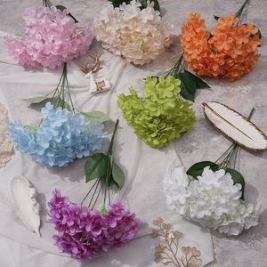 Fábrica al por mayor ramo de bodas de 135 piezas de hortensias flores artificiales flores falsas etapa camino base de plomo decoración flor de seda arte floral S-