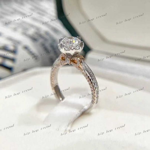 Anneaux de mariage en gros de l'usine 925 STERLING Silver Moissanite Ring 18K Bague de fiançailles plaquées en or blanc