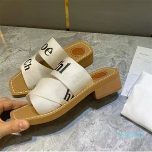 Sandalias de mujer Fahsion, zapatillas Woody Mules de marca, chanclas para mujer, chanclas blancas y negras, zapatos con letras, tela de cuero para exteriores