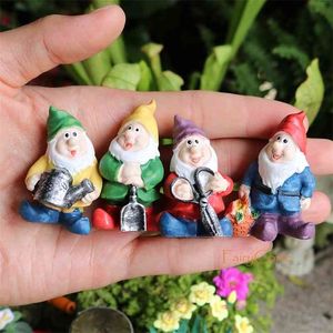 Fairycome un conjunto de 7 unids Jardín de hadas Tiny Gnomes Mini Elfos de Fairy Elfes Pixie Miniatura Jardín Resina Figura Figura Figura Estatua Adornos 210727