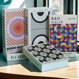 Nepboeken voor decoratie Abstract Bauhaus Ausstellung Decoratief boek Salontafel Schieten Prop Opbergdoos el Home Decor 240131