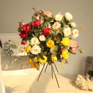 Faux fleurs 5 têtes fleurs artificielles bourgeon de thé simulation thé rose fleur de soie pour la décoration de mariage