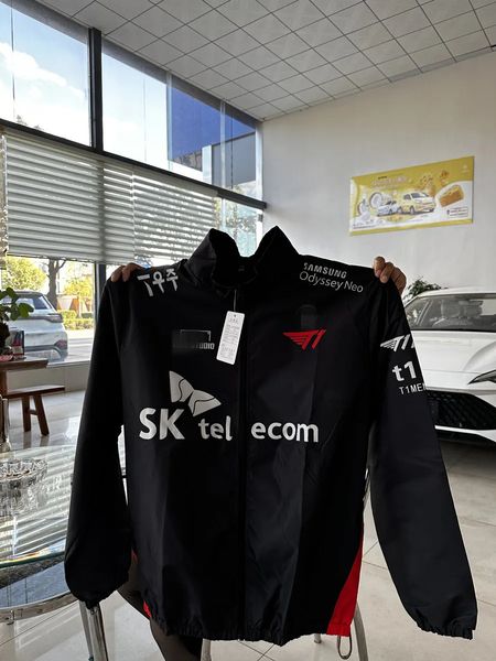 FAKER Même jeu de manteau de veste lol Skt T1 Team Uniforme S13 Championnat du monde conquérir LCK Équipe Tailles M-4XL 240420