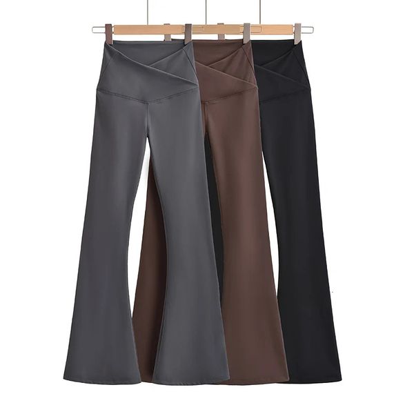 Tenues d'automne femmes pantalons de yoga maigres femmes leggings évasés style coréen streetwear pantalon de yoga décontracté jambe évasée noir 240105
