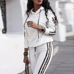 Automne Hiver Femmes Survêtements Deux Pièces Ensemble Stripe Sweat À Capuche Pantalons Tenues Casual Streetwear Mode Femme Sport Costumes 240322