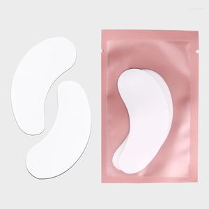 Faux cils 1 paire de coussinets pour les yeux pour l'extension des cils sous les patchs en papier rose autocollants non pelucheux