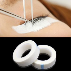 Faux cils de haute qualité 1/3 pièces Extension de cils non pelucheux coussinets pour les yeux ruban blanc sous papier T pour Patch maquillage ToolFalse