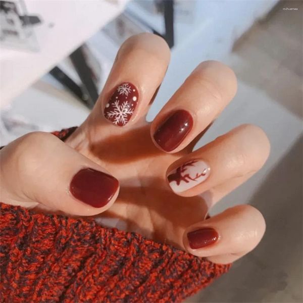 Falsas Nails 14pcs Artificial Acrílico Nail Art Falso Cobertura completa Prensa extraíble en diseño Navidad Ciervo Copo de nieve