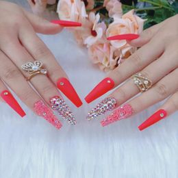 False Nails 2023 Luxe sieraden Long Ballet Coffin Frosted Nail Red Crystal Drill Flash