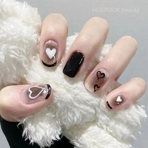 Uñas postizas 24 piezas Ataúd de corazón negro Lindo Kawaii Presione en las puntas de las uñas Cubierta completa terminada Uñas postizas artificiales Sin costuras Uñas postizas extraíbles 231024