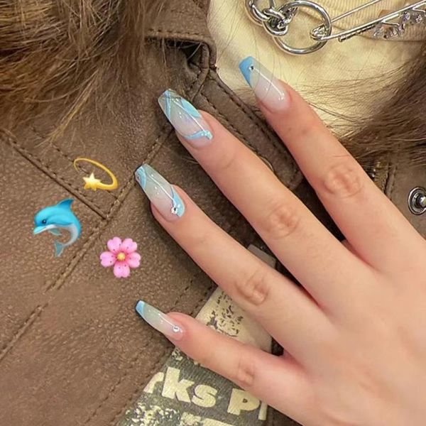 Faux ongles 24 pièces bleu ongles doux presse courte sur élégant ongles autocollants gelée Gel/colle Type bâton artificiel