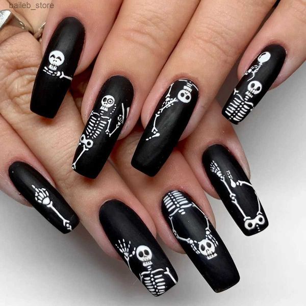 Faux ongles 24pcs Mignon de crâne mignon Faux Nails Halloween Style Presse sur les clous pour filles Halloween Party False Nails pour cadeau Y240419