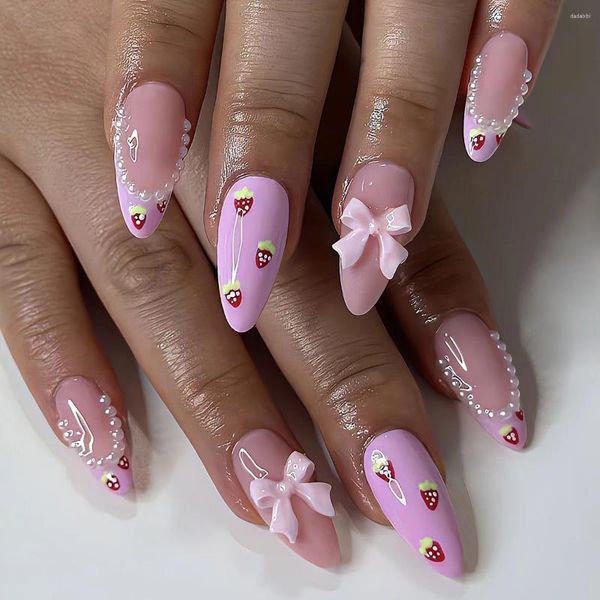 Falsas Nails 24 unids Prensa de almendra francesa en rosa Fresa Perla Arco Parche de uñas Párrafo largo Conjunto de manicura usable falso