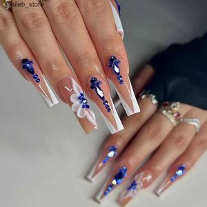 Faux ongles 24pcs Long Cercin Faux Nails Ballet Français avec strass portables Faux Nails Blue Fleur Couverture complète Presse sur les ongles Tips Art Y240419 Y240419