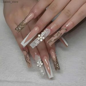 Faux ongles 24pcs long cercueil faux ongles gold paillette fleur blanche avec strass de Fragable Fruit Nails Ballet Ballet sur les clous pointes y240419