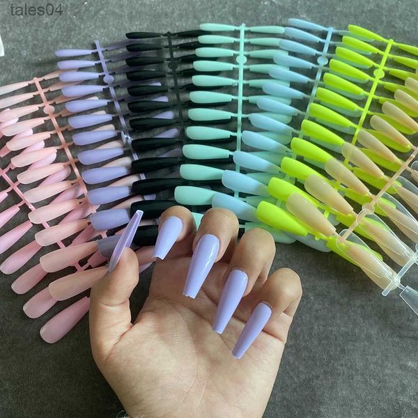 Uñas postizas 24 piezas Mezcla de colores Suave Ataúd súper largo Uñas de cubierta completa Ballet Prensa en puntas de uñas Arte de uñas Uñas artificiales Uñas postizas YQ231115