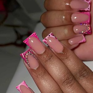 Valse nagels 24 -stks populaire duckbill -stijl valse nagel patch Franse luipaardprint pers op nagels Europese nep nagels draagbare volledige hoes t240507