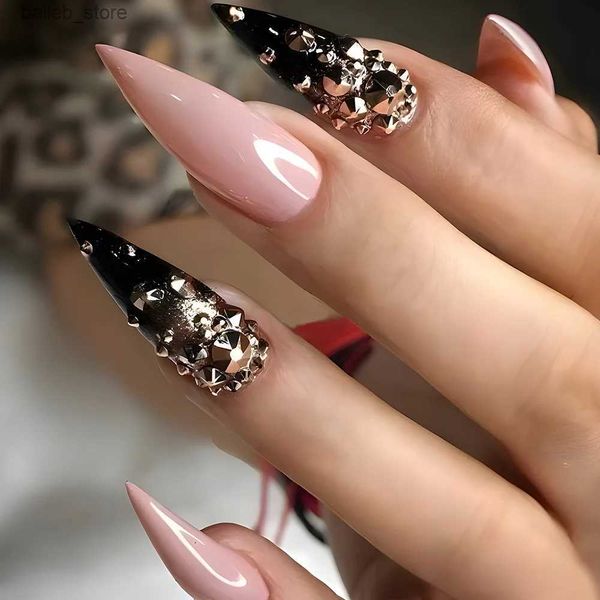 Faux Nails 24pcs Punk Style Faux Nails Pink Black Point Diamond Design Patch Nail Fals For Girl Femmes portable Y2K Style Presse sur les ongles Y240419