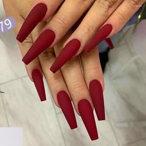 Faux ongles 24pcs / coffine de forme de cercueil vin rouge bleu rouge ballerine artificielle européenne astucieuses conseils d'art nail avec presse à colle sur salon prud22