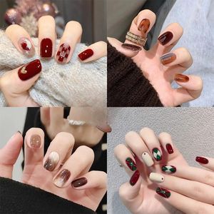 Uñas postizas 24 piezas/juego de uñas con un parche de color café en otoño e invierno, parche de estilo chino. Falso