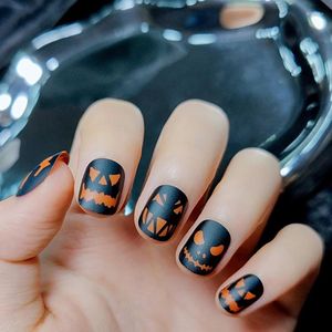 Valse nagels 24 -stcs/set druk op Halloween Pumpkin Ballet Volledige deksel Diy Lijm Grimace Franse manicure