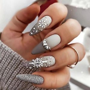 Faux Ongles 24pcs Court Amande Français Argent Wavey Bleu Fleurs Faux Nials Appuyez Sur DIY Manucure