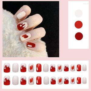 Faux ongles 24 pièces court rouge doux style mignon flammes conception presse sur couverture complète faux artificiel avec colle SEC88