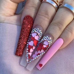 Falsas unhas 24pcs menina picante usando prego e patch ballet brilhando diamante coração terminado