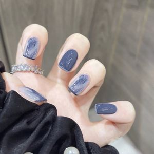 False Nails 24pcSbox Nail Art Fake Short Ballet Wearable Press op vierkante doodskistkop Volledige hoes Afdekbare afgewerkte vingernagels 230425