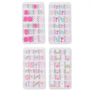 Kunstnagels 96 stks/4 dozen volledige dekking nep nagel tip sticker willekeurige kleur