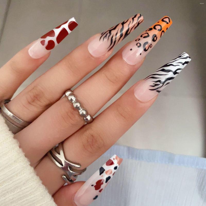 Falsas uñas estampadas animales manchado leopardo arte de uñas francesas falso