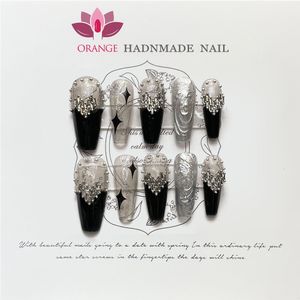 Valse nagels zwarte neppers op volledige omslag ballerina Koreaanse handgemaakte manicuree hart decoratie kunst draagbare kunstmatige tips 230417