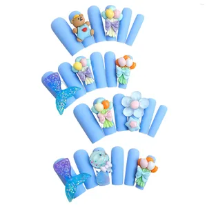 Uñas postizas Uñas azules para mujeres Estilo caramelo Bowknot Oso Encantador Salón artificial Experto e ingenuo