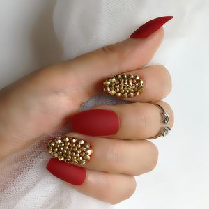 Faux ongles personnalisés plein strass cercueil mat faux fers à cheval en métal conçu ABS artificiel givré tête plate Nail Art conseils