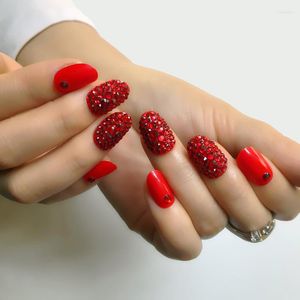 Uñas postizas personalizadas, taladro de agua rojo fuego, prensa en estilo corto, uso diario, puntas de Arte de uñas con forma ovalada amarilla para mujer, 24 Uds.