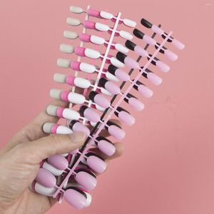 Faux Ongles Facile à Utiliser Forme Ronde Solide Couleur Pleine Couverture Nail Tips 10 Sets/Pack Différentes Couleurs Mixtes 24pcs Par Set