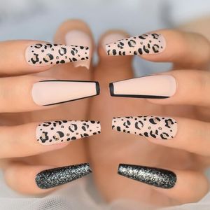 Valse nagels extra lange beige nep met ontwerpen luipaard matte pers op volledige omslag kunstmatige acryl nagel tips manicure