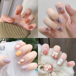 Uñas postizas Uñas postizas 24p Artificial Corto Redondo Lindo Kawaii Cobertura completa Bailarina falsa Presione en el juego de uñas Arte removible sin costuras