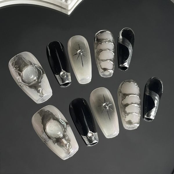 Faux ongles Faux ongles Ongles faits à la main Appuyez sur la couverture complète Ongles professionnels Poudre de miroir magique tridimensionnel métallique de longueur moyenne peinte à la main