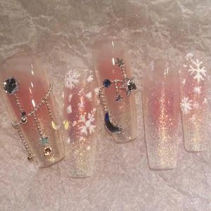 Faux ongles Girly Coeur Mode Flocon de neige Rose Blush Chaîne 3D Manucure à la main Conseils Français Long Cercueil Wearable Faux Ongles Patch