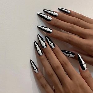 False Nails Halloween Gotische stijl Botpatroon Decor kunstmatig met lijm lange stiletto neppers op nagelstips
