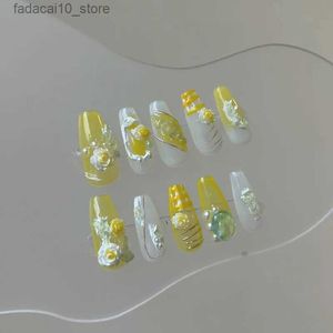 Kunstnagels Handgemaakt Draagbaar Kunstnagels Zomer gele kleur 3D reliëfontwerp Druk op nagels Nepnagel Volledige dekking Draagnagels Q240122