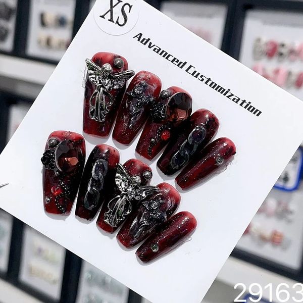 Uñas postizas Y2k hechas a mano Prensa en uñas Góticas negras y rojas Uñas postizas adhesivas reutilizables con diseño Cubierta completa Puntas de uñas acrílicas de ataúd largo 231214