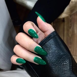 Uñas postizas Forma de almendra larga Stiletto puntiagudo Verde oscuro Brillante Falso Reutilizable Color sólido ultrafino con pegatina de pegamento